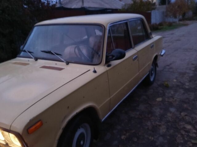 Белый ВАЗ 2103, объемом двигателя 1.3 л и пробегом 90 тыс. км за 809 $, фото 1 на Automoto.ua