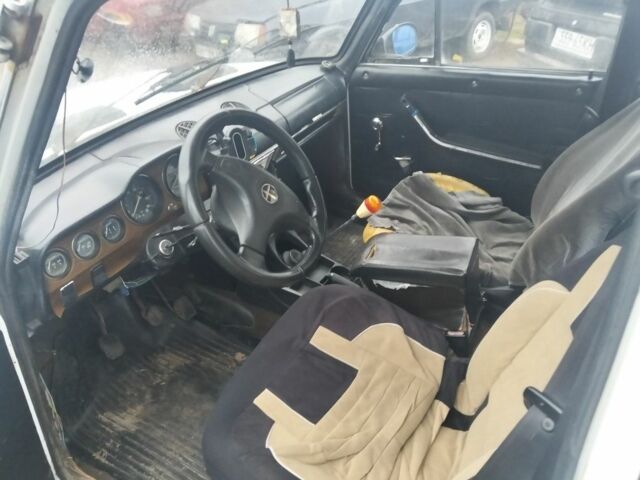 Білий ВАЗ 2103, об'ємом двигуна 0 л та пробігом 113 тис. км за 367 $, фото 3 на Automoto.ua