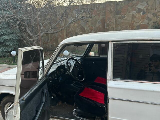 Белый ВАЗ 2103, объемом двигателя 1.5 л и пробегом 1000 тыс. км за 425 $, фото 5 на Automoto.ua