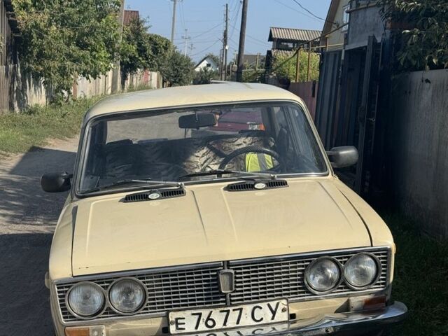 Бежевый ВАЗ 2103, объемом двигателя 0 л и пробегом 200 тыс. км за 700 $, фото 1 на Automoto.ua