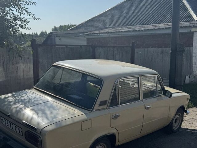 Бежевый ВАЗ 2103, объемом двигателя 0 л и пробегом 200 тыс. км за 700 $, фото 2 на Automoto.ua
