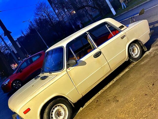 Бежевий ВАЗ 2103, об'ємом двигуна 1.3 л та пробігом 167 тис. км за 630 $, фото 3 на Automoto.ua