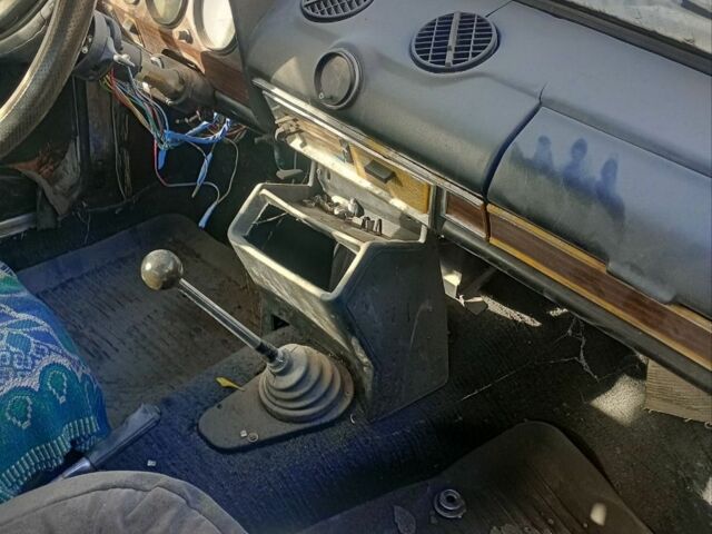 Бежевий ВАЗ 2103, об'ємом двигуна 1.3 л та пробігом 150 тис. км за 191 $, фото 6 на Automoto.ua