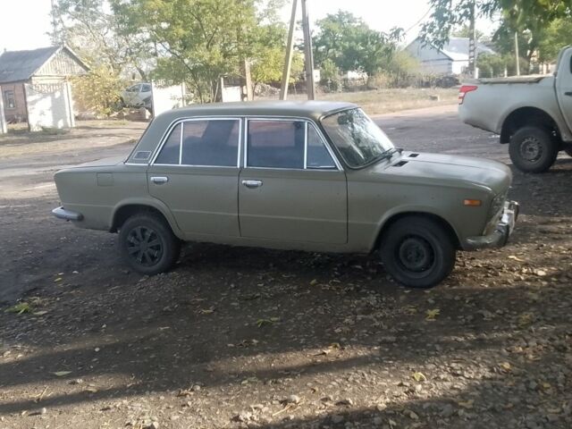 Бежевий ВАЗ 2103, об'ємом двигуна 0 л та пробігом 80 тис. км за 1000 $, фото 1 на Automoto.ua