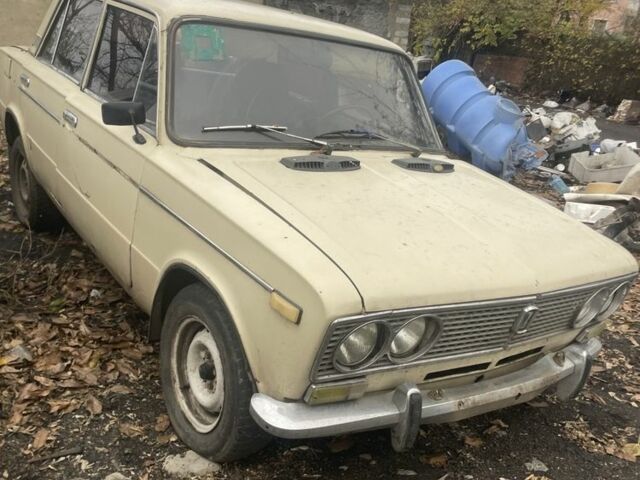 Бежевый ВАЗ 2103, объемом двигателя 0 л и пробегом 1000 тыс. км за 10 $, фото 1 на Automoto.ua
