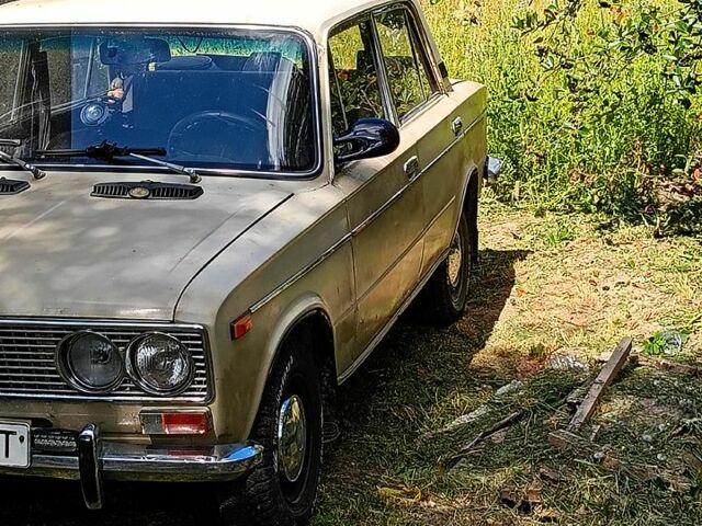 Бежевий ВАЗ 2103, об'ємом двигуна 1.5 л та пробігом 106 тис. км за 800 $, фото 3 на Automoto.ua