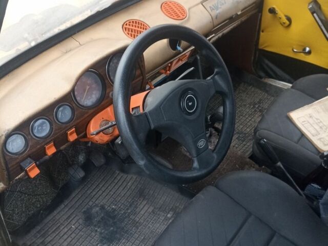 Бежевый ВАЗ 2103, объемом двигателя 0 л и пробегом 2 тыс. км за 237 $, фото 5 на Automoto.ua