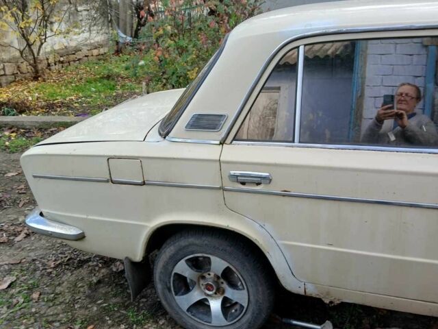 Бежевый ВАЗ 2103, объемом двигателя 0 л и пробегом 100 тыс. км за 350 $, фото 4 на Automoto.ua
