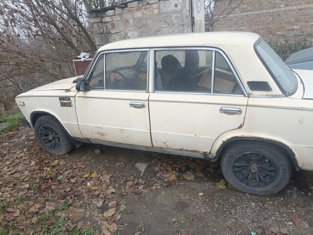 Бежевый ВАЗ 2103, объемом двигателя 0 л и пробегом 2 тыс. км за 238 $, фото 2 на Automoto.ua