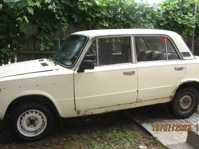 Бежевый ВАЗ 2103, объемом двигателя 1.5 л и пробегом 130 тыс. км за 237 $, фото 9 на Automoto.ua