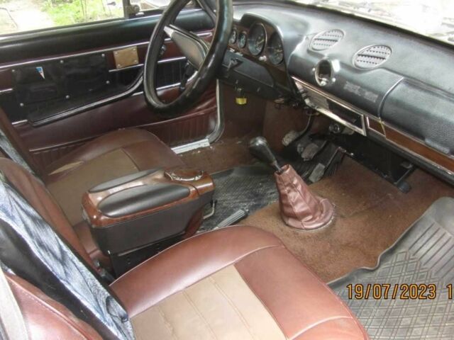 Бежевый ВАЗ 2103, объемом двигателя 1.5 л и пробегом 130 тыс. км за 237 $, фото 18 на Automoto.ua