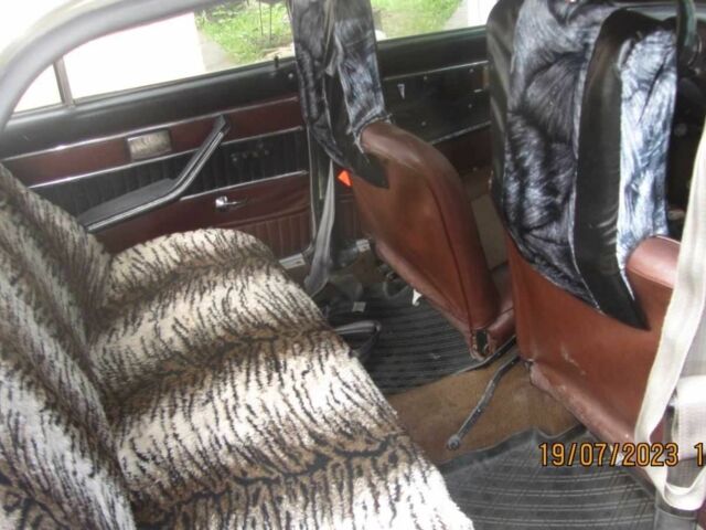 Бежевый ВАЗ 2103, объемом двигателя 1.5 л и пробегом 130 тыс. км за 237 $, фото 7 на Automoto.ua