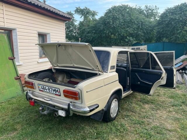 Бежевый ВАЗ 2103, объемом двигателя 1.5 л и пробегом 50 тыс. км за 900 $, фото 8 на Automoto.ua