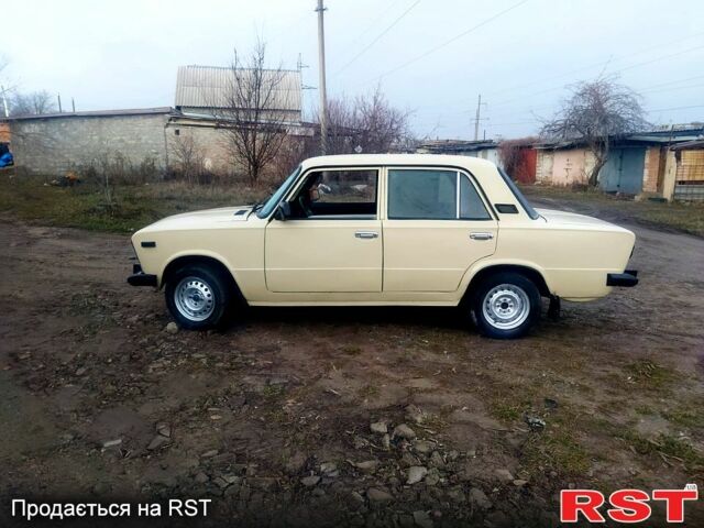 Бежевый ВАЗ 2103, объемом двигателя 1.3 л и пробегом 200 тыс. км за 1250 $, фото 3 на Automoto.ua