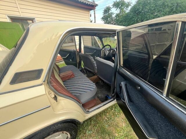 Бежевый ВАЗ 2103, объемом двигателя 1.5 л и пробегом 50 тыс. км за 900 $, фото 6 на Automoto.ua