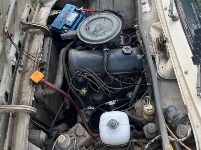 Бежевый ВАЗ 2103, объемом двигателя 1.5 л и пробегом 50 тыс. км за 900 $, фото 12 на Automoto.ua