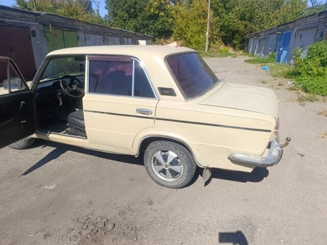Бежевий ВАЗ 2103, об'ємом двигуна 1 л та пробігом 1000 тис. км за 534 $, фото 4 на Automoto.ua
