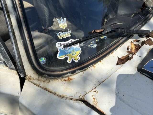 Бежевый ВАЗ 2103, объемом двигателя 0 л и пробегом 270 тыс. км за 167 $, фото 4 на Automoto.ua