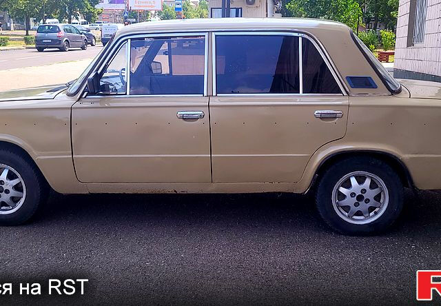 Бежевый ВАЗ 2103, объемом двигателя 1.3 л и пробегом 0 тыс. км за 580 $, фото 2 на Automoto.ua