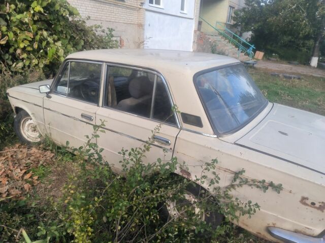 ВАЗ 2103 1988 у Харкові на Automoto.ua Бежевий ВАЗ 2103, об'ємом двигуна 1 л та пробігом 777 тис. км за 350 $, фото 3 на Automoto.ua