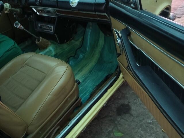 ВАЗ 2103 1990 в Синельниковом на Automoto.ua Бежевый ВАЗ 2103, объемом двигателя 1.3 л и пробегом 90 тыс. км за 833 $, фото 3 на Automoto.ua