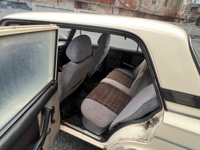 Бежевый ВАЗ 2103, объемом двигателя 1.3 л и пробегом 150 тыс. км за 700 $, фото 2 на Automoto.ua