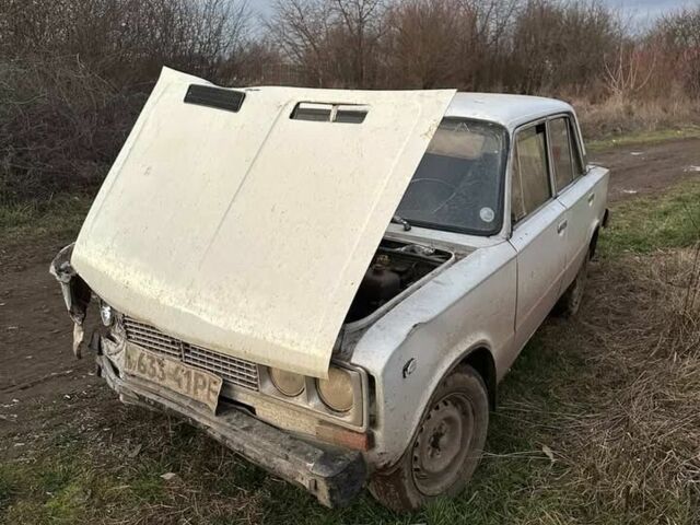 Бежевий ВАЗ 2103, об'ємом двигуна 1.3 л та пробігом 200 тис. км за 95 $, фото 1 на Automoto.ua