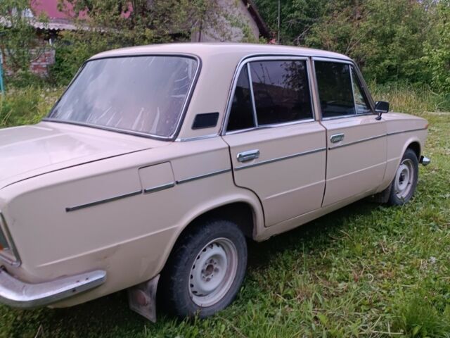 Бежевий ВАЗ 2103, об'ємом двигуна 0 л та пробігом 1000 тис. км за 600 $, фото 4 на Automoto.ua