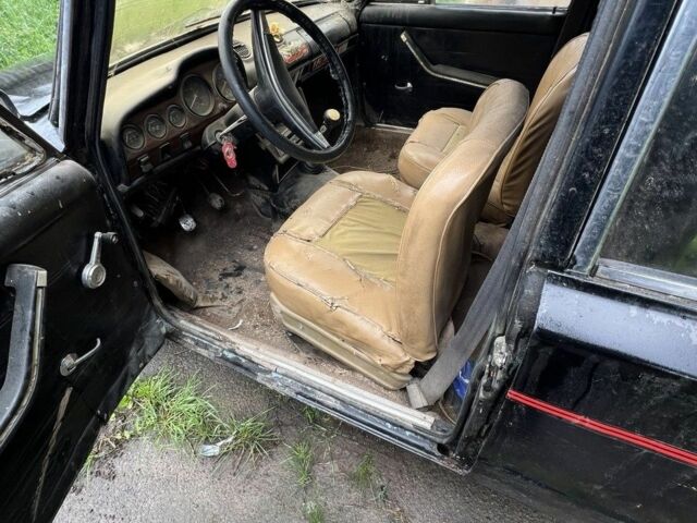 Черный ВАЗ 2103, объемом двигателя 0 л и пробегом 100 тыс. км за 261 $, фото 6 на Automoto.ua