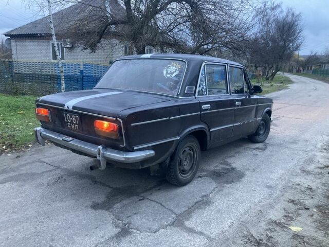 Коричневый ВАЗ 2103, объемом двигателя 1.5 л и пробегом 111 тыс. км за 298 $, фото 1 на Automoto.ua