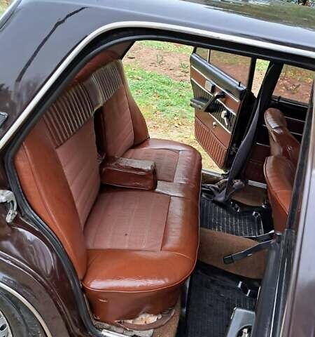 Коричневый ВАЗ 2103, объемом двигателя 1.5 л и пробегом 485 тыс. км за 1000 $, фото 3 на Automoto.ua