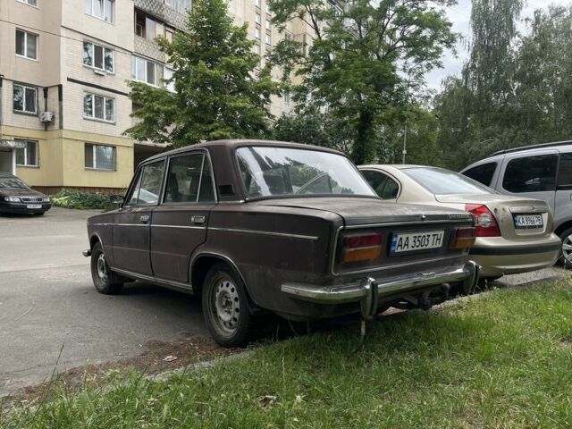 Коричневый ВАЗ 2103, объемом двигателя 1.5 л и пробегом 300 тыс. км за 849 $, фото 3 на Automoto.ua