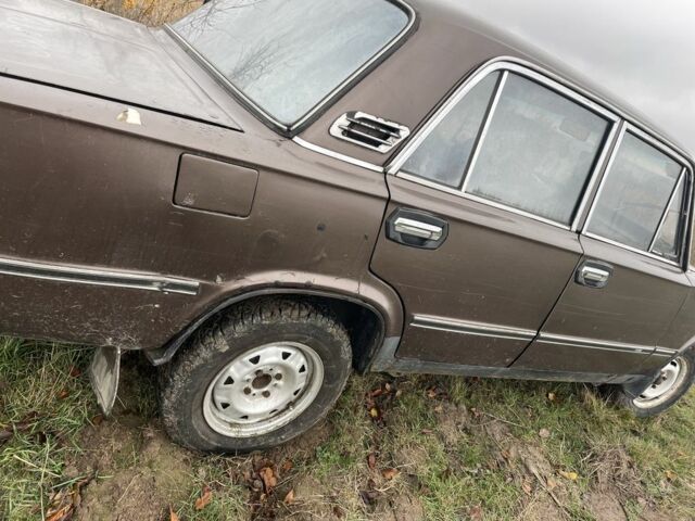 Коричневый ВАЗ 2103, объемом двигателя 1.5 л и пробегом 42 тыс. км за 358 $, фото 3 на Automoto.ua