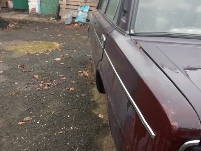 Коричневий ВАЗ 2103, об'ємом двигуна 0 л та пробігом 1000 тис. км за 83 $, фото 1 на Automoto.ua