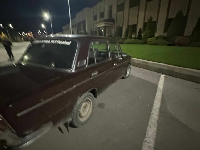 Коричневый ВАЗ 2103, объемом двигателя 1.5 л и пробегом 130 тыс. км за 400 $, фото 4 на Automoto.ua