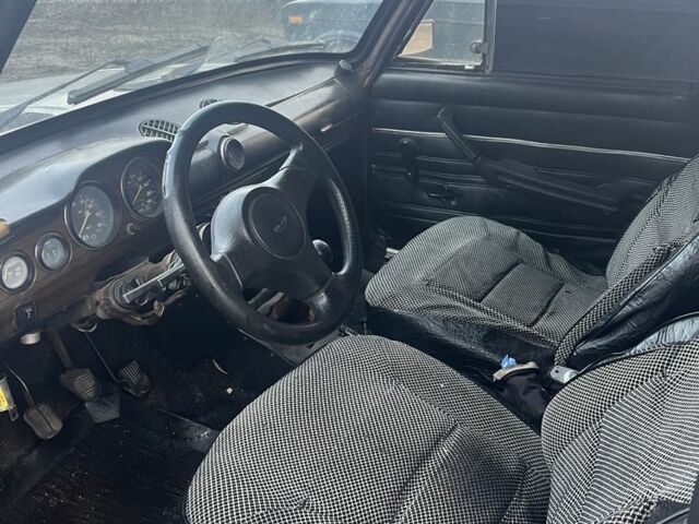 Коричневый ВАЗ 2103, объемом двигателя 0 л и пробегом 120 тыс. км за 355 $, фото 3 на Automoto.ua