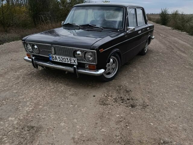 ВАЗ 2103 1982 в Бериславе на Automoto.ua Коричневый ВАЗ 2103, объемом двигателя 1.5 л и пробегом 300 тыс. км за 654 $, фото 4 на Automoto.ua
