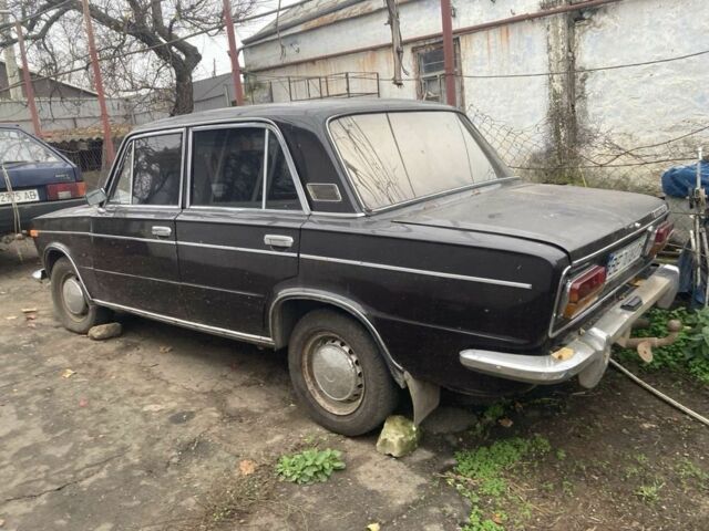 Коричневый ВАЗ 2103, объемом двигателя 1.6 л и пробегом 220 тыс. км за 750 $, фото 2 на Automoto.ua