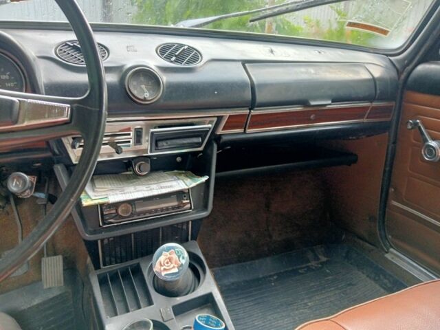 Коричневый ВАЗ 2103, объемом двигателя 0 л и пробегом 285 тыс. км за 450 $, фото 10 на Automoto.ua