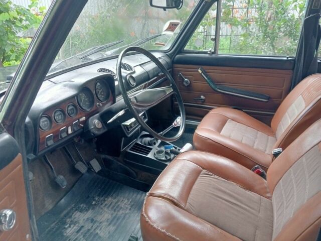 Коричневый ВАЗ 2103, объемом двигателя 0 л и пробегом 285 тыс. км за 450 $, фото 6 на Automoto.ua