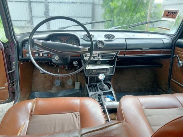 Коричневый ВАЗ 2103, объемом двигателя 0 л и пробегом 285 тыс. км за 450 $, фото 9 на Automoto.ua