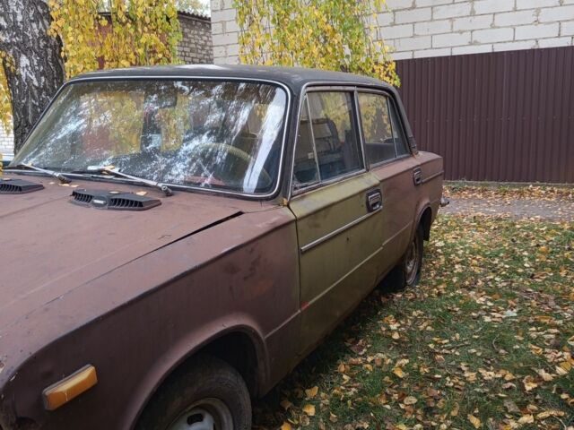 Коричневий ВАЗ 2103, об'ємом двигуна 1.5 л та пробігом 70 тис. км за 144 $, фото 1 на Automoto.ua
