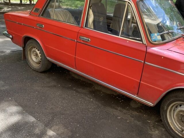 Красный ВАЗ 2103, объемом двигателя 1.5 л и пробегом 3 тыс. км за 32000 $, фото 2 на Automoto.ua
