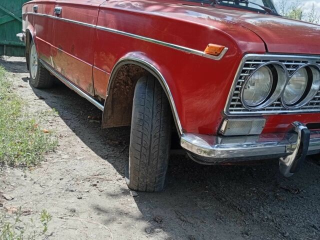 Красный ВАЗ 2103, объемом двигателя 1.5 л и пробегом 856 тыс. км за 967 $, фото 4 на Automoto.ua