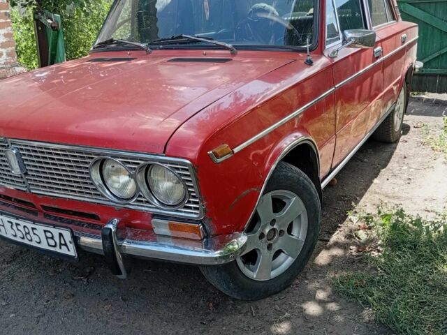 Красный ВАЗ 2103, объемом двигателя 1.5 л и пробегом 856 тыс. км за 967 $, фото 3 на Automoto.ua
