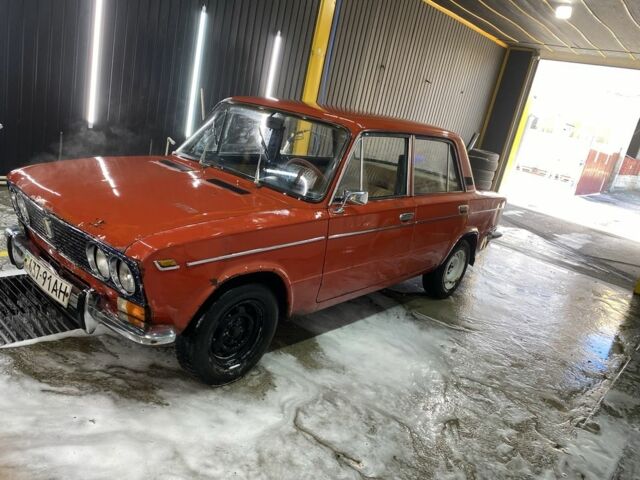 ВАЗ 2103 1979 в Кривом Роге на Automoto.ua Красный ВАЗ 2103, объемом двигателя 1.3 л и пробегом 85 тыс. км за 650 $, фото 3 на Automoto.ua