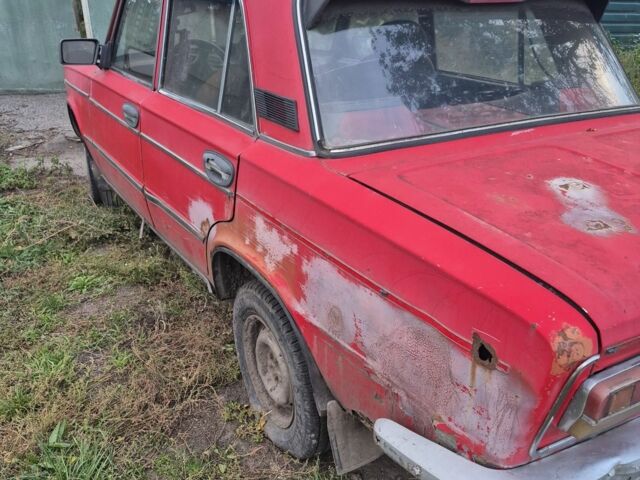 Красный ВАЗ 2103, объемом двигателя 0 л и пробегом 99 тыс. км за 268 $, фото 2 на Automoto.ua