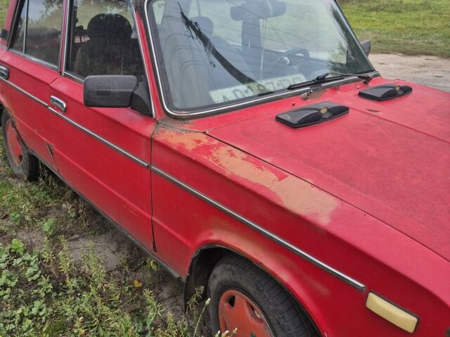 Красный ВАЗ 2103, объемом двигателя 0 л и пробегом 99 тыс. км за 268 $, фото 3 на Automoto.ua