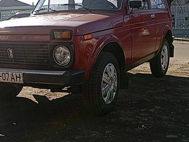 Червоний ВАЗ 2103, об'ємом двигуна 1 л та пробігом 100 тис. км за 3500 $, фото 2 на Automoto.ua