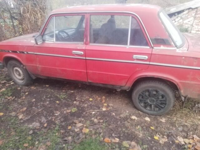Красный ВАЗ 2103, объемом двигателя 1 л и пробегом 63 тыс. км за 645 $, фото 3 на Automoto.ua